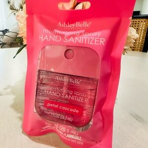 ASHLEY BELLE Petal Cascade Moisturizing Spray Hand Sanitizer - Pink